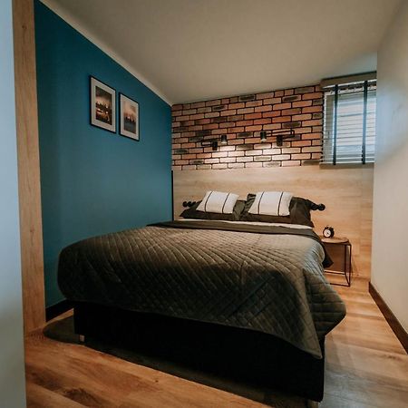 Апартаменты Mini Loft Na Dachu Щецин Экстерьер фото